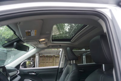 2024 Toyota Highlander Hybrid XLE