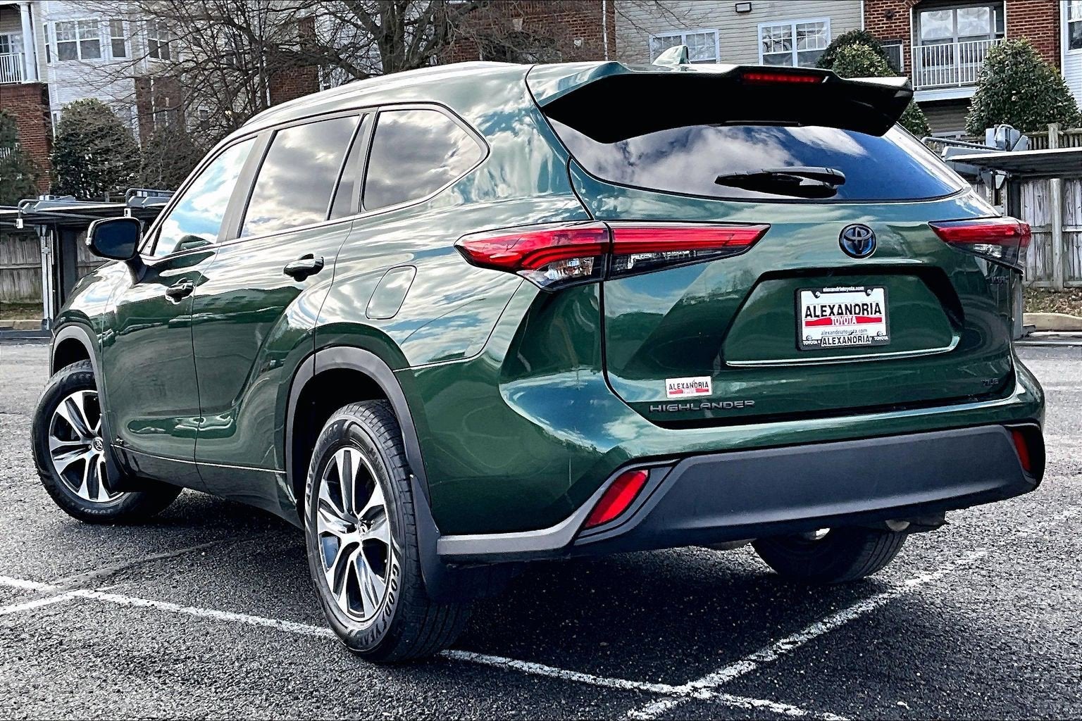 2023 Toyota Highlander Hybrid XLE