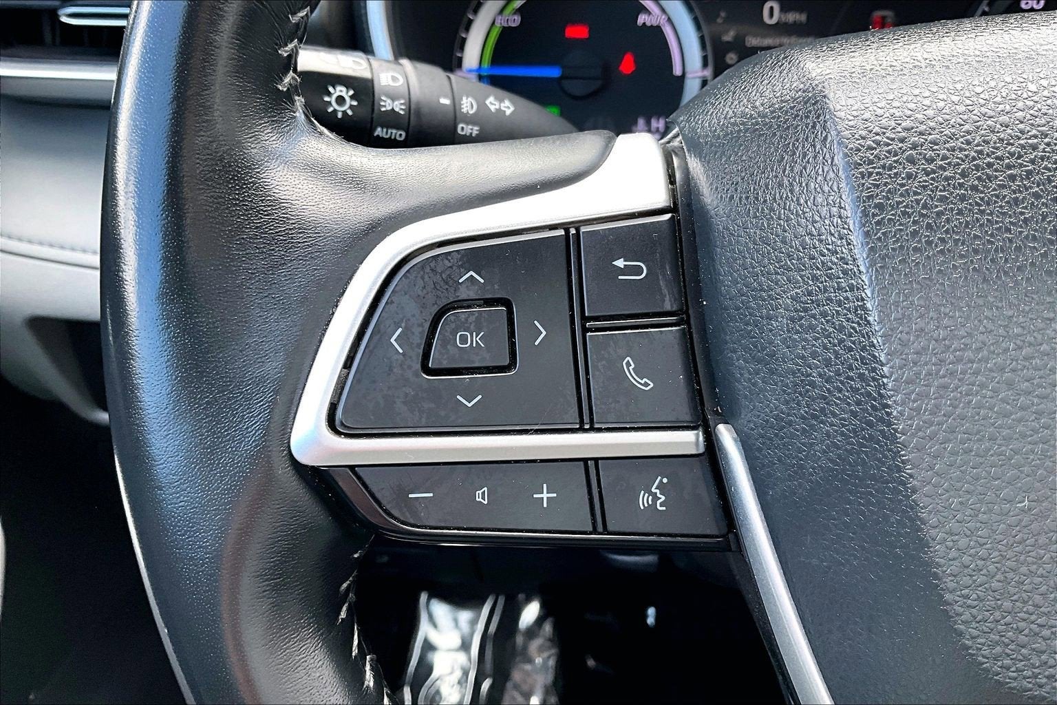 2023 Toyota Highlander Hybrid XLE