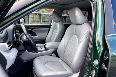 2023 Toyota Highlander Hybrid XLE