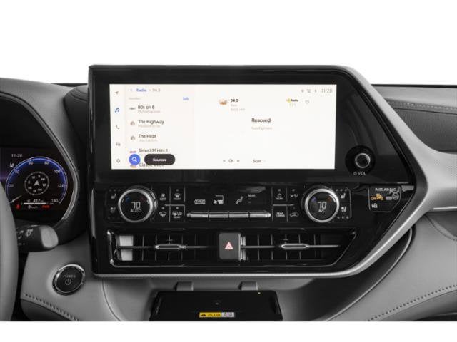 2023 Toyota Highlander Base