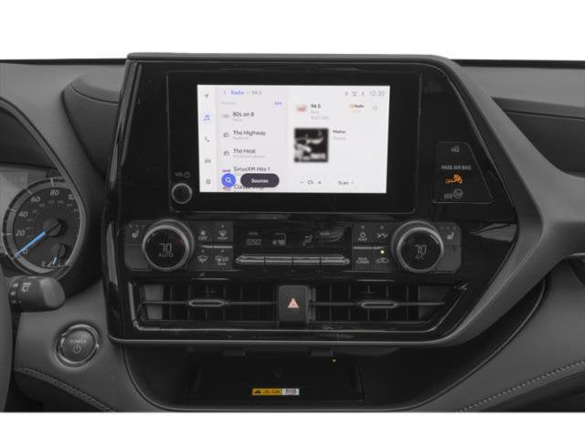 2023 Toyota Highlander Base