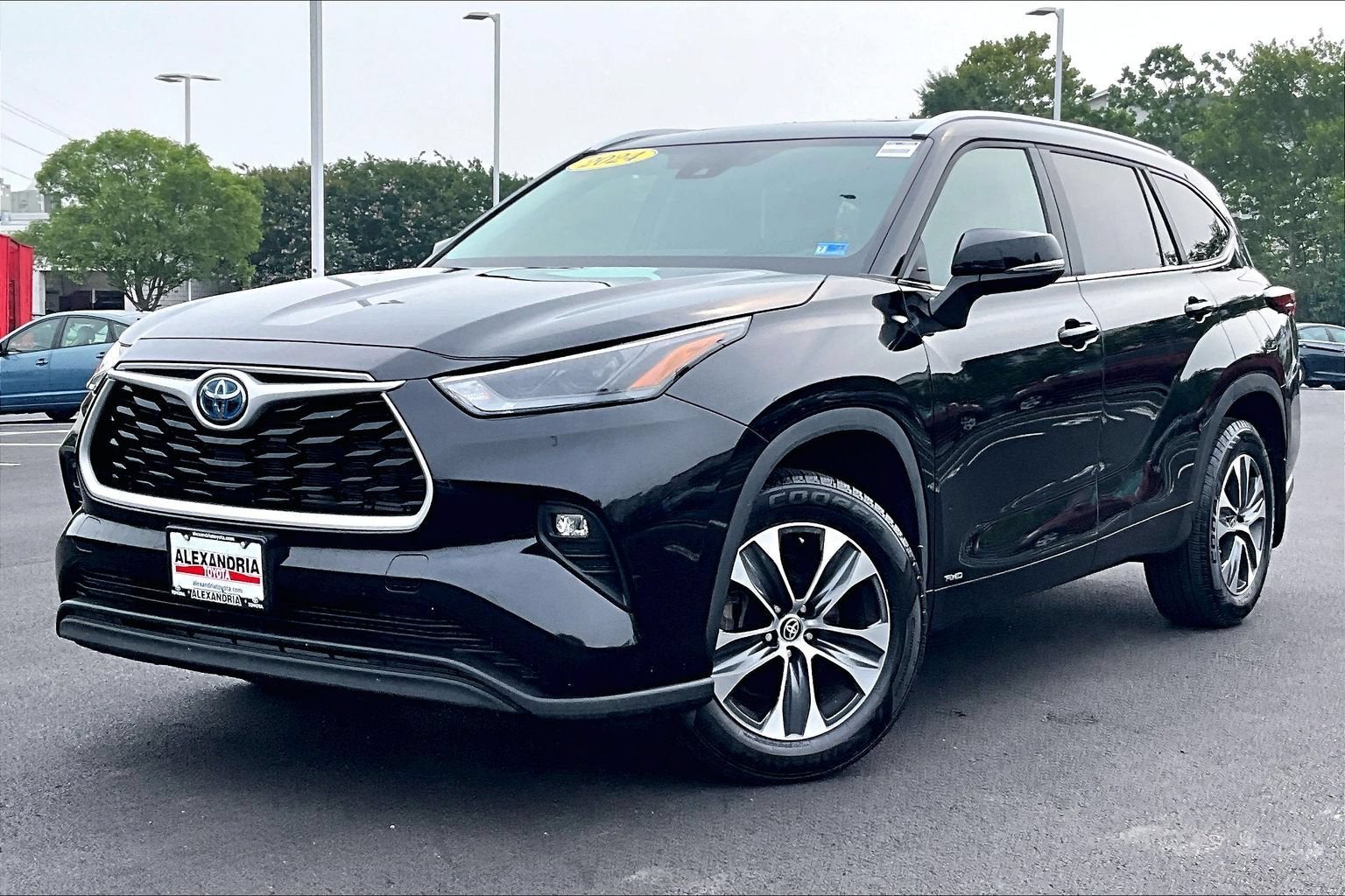 2024 Toyota Highlander Hybrid XLE