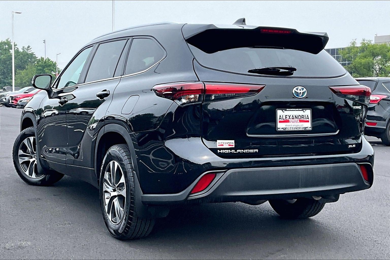 2024 Toyota Highlander Hybrid XLE