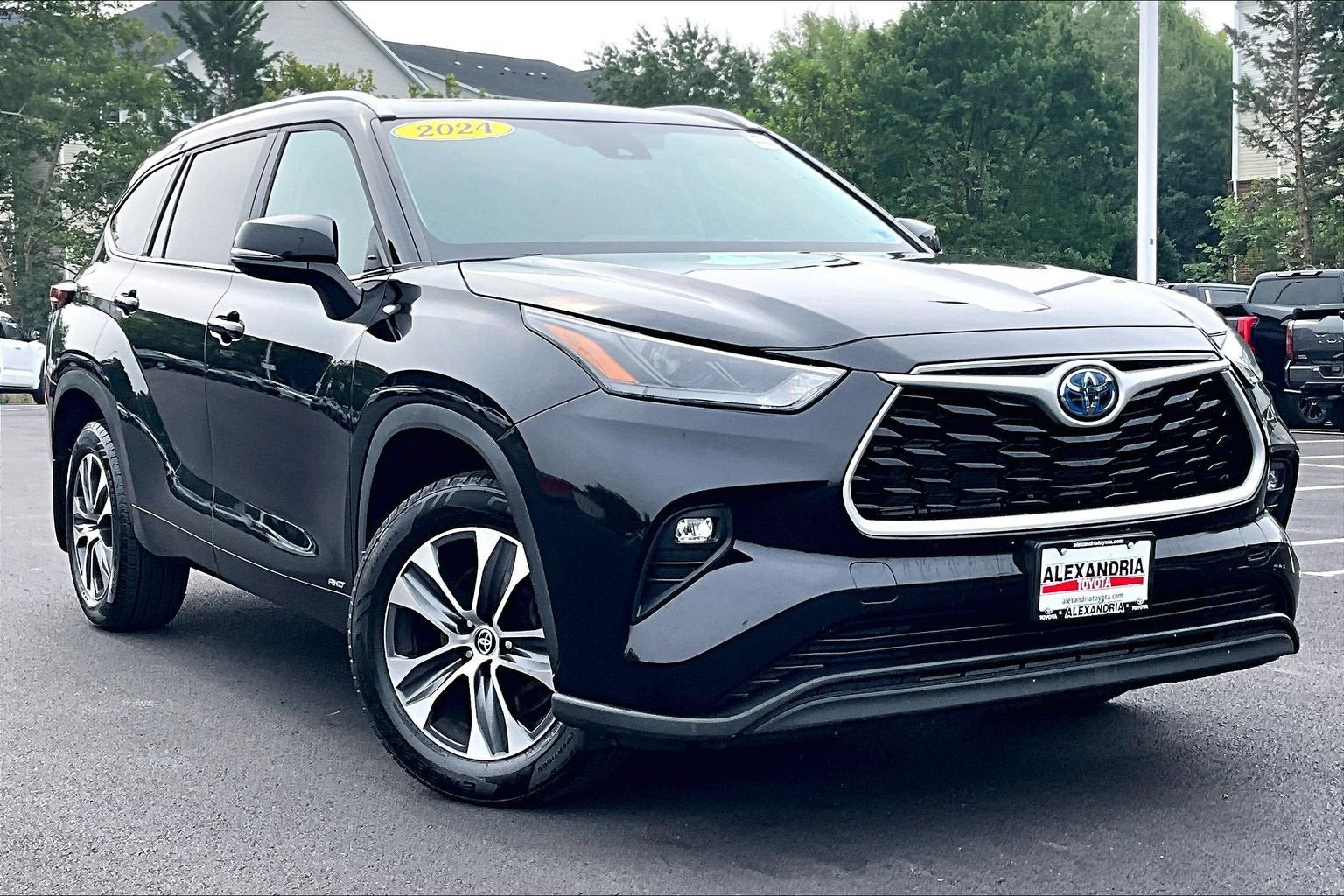 2024 Toyota Highlander Hybrid XLE