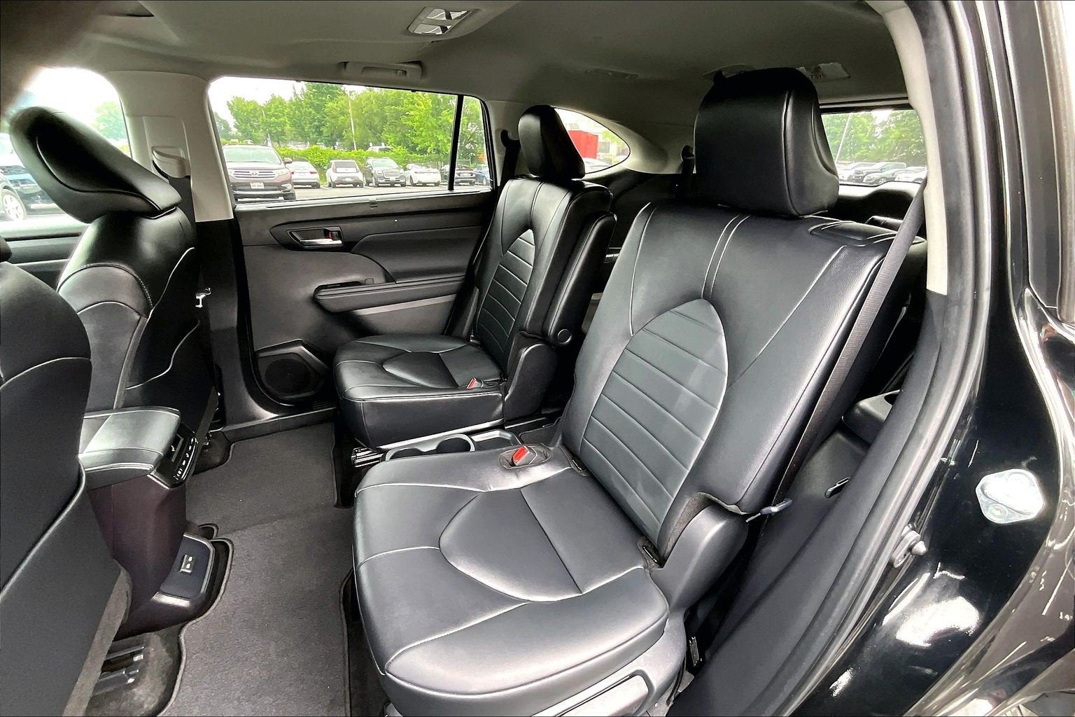 2024 Toyota Highlander Hybrid XLE