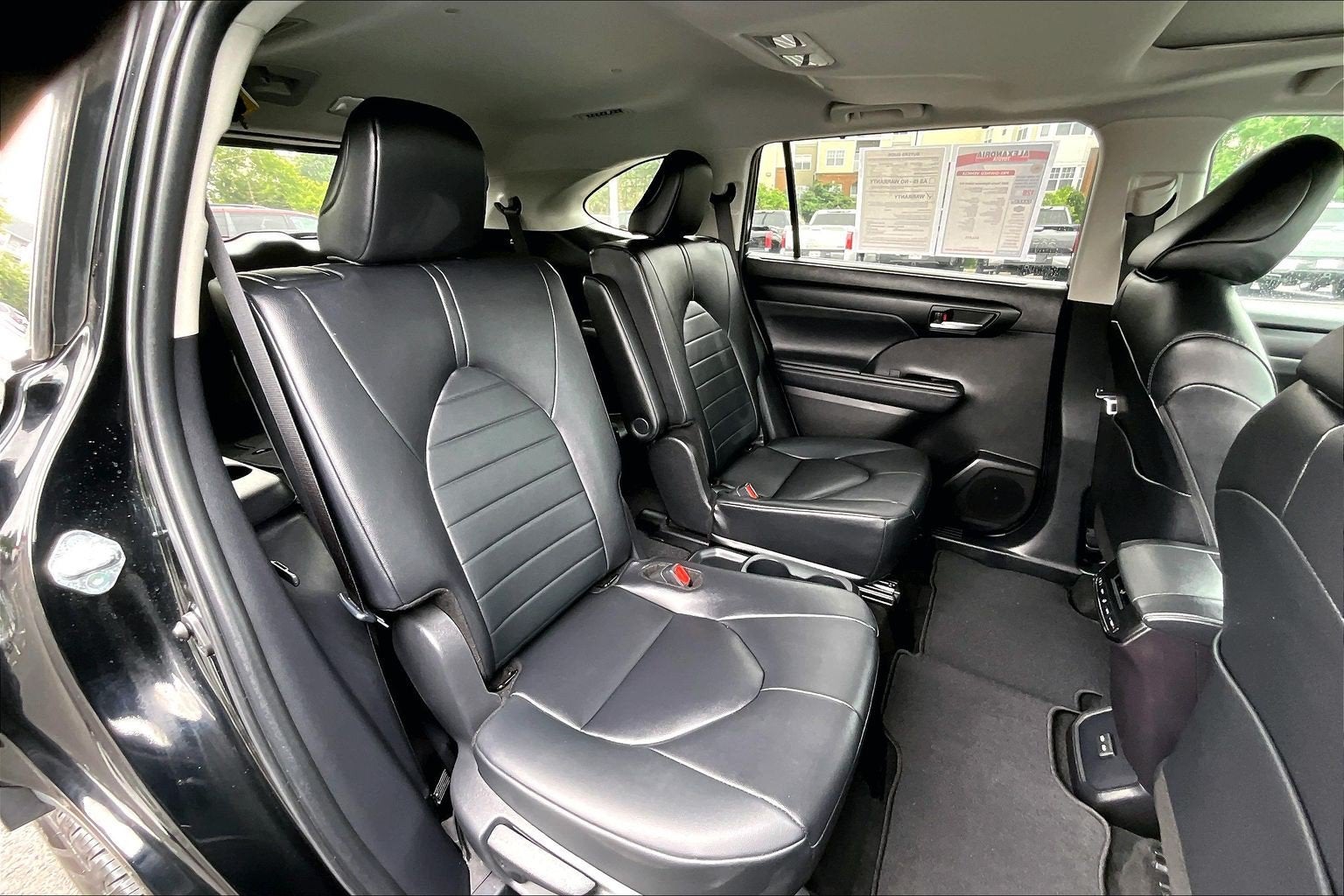 2024 Toyota Highlander Hybrid XLE