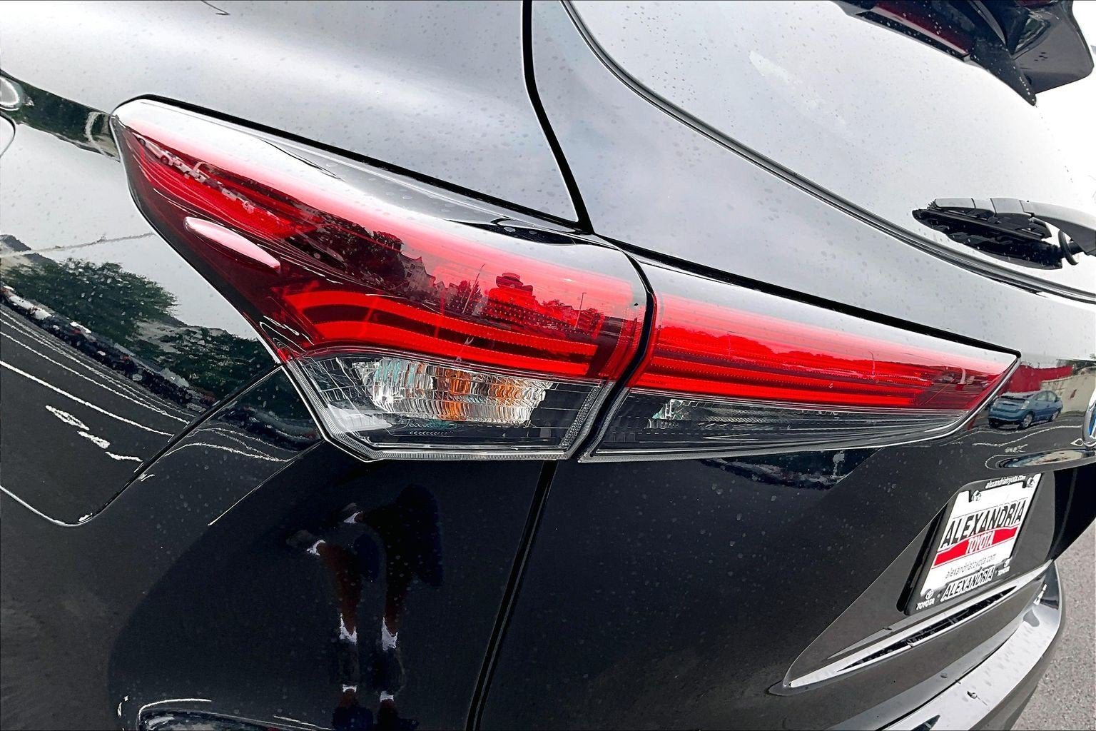 2024 Toyota Highlander Hybrid XLE