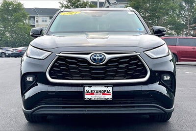 2024 Toyota Highlander Hybrid XLE