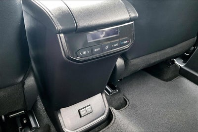 2024 Toyota Highlander Hybrid XLE