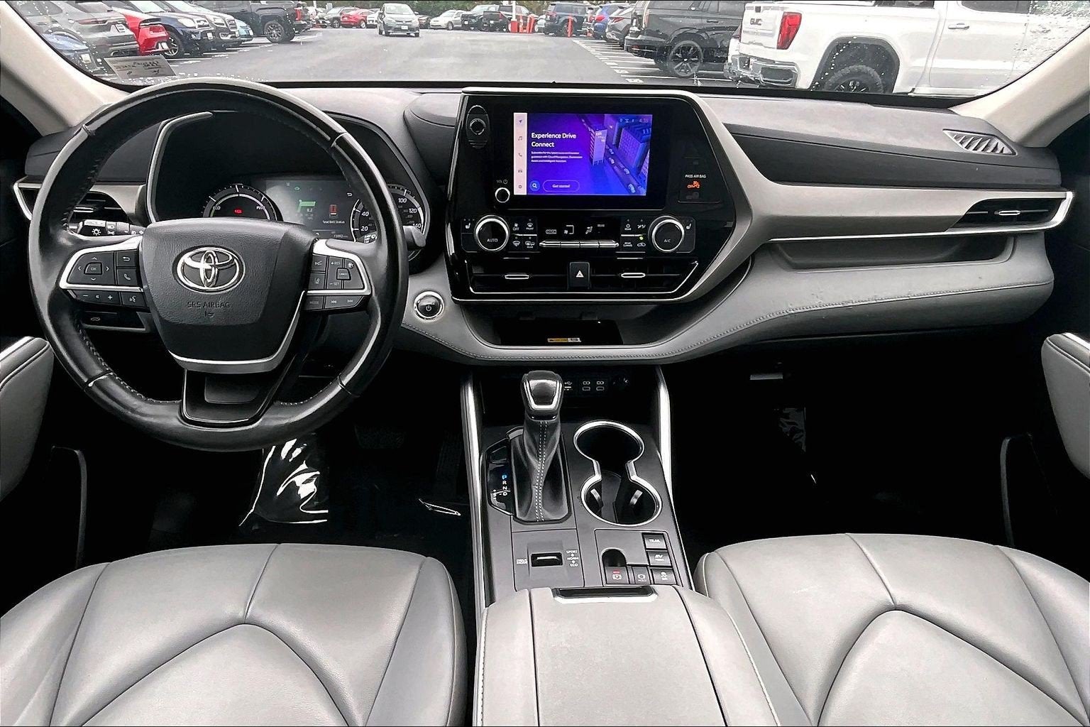 2023 Toyota Highlander Hybrid XLE