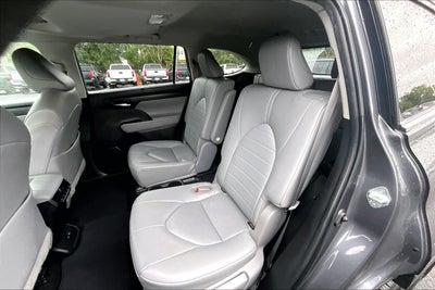2023 Toyota Highlander Hybrid XLE