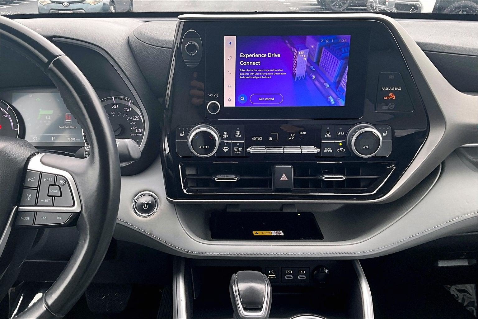 2023 Toyota Highlander Hybrid XLE