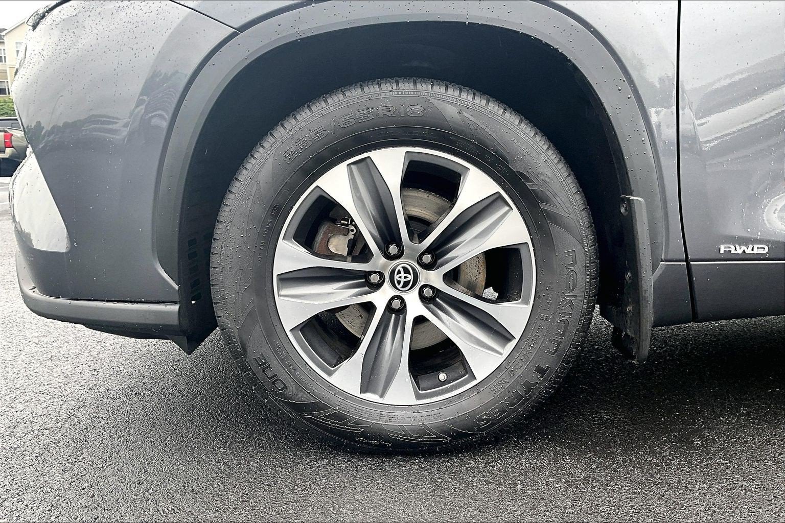 2023 Toyota Highlander Hybrid XLE