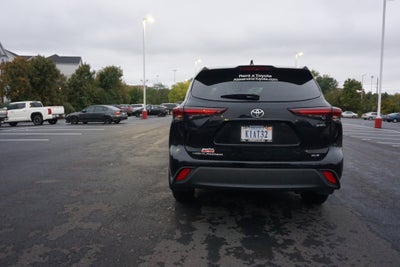 2026 Toyota Highlander Hybrid XLE