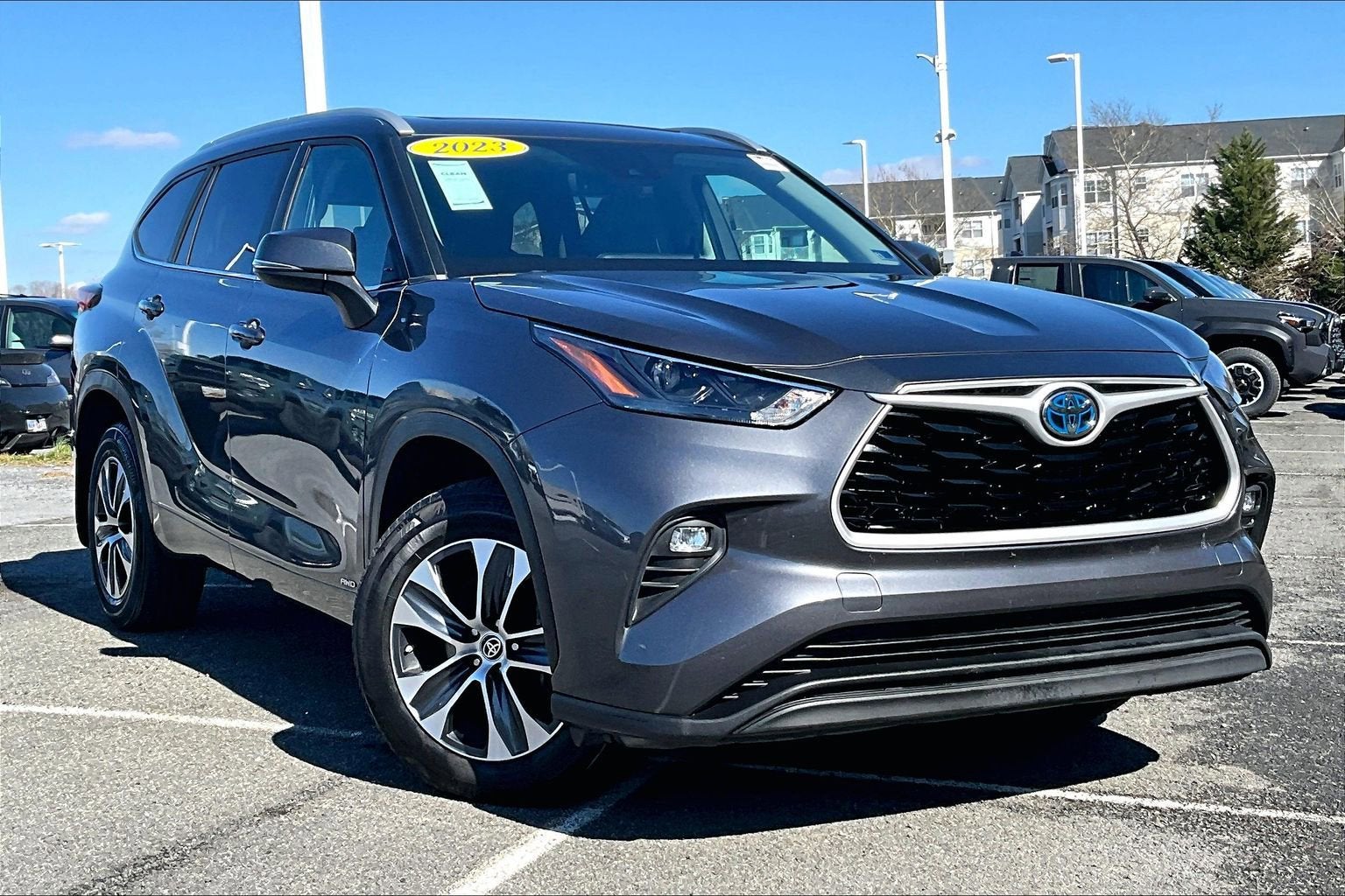2023 Toyota Highlander Hybrid XLE