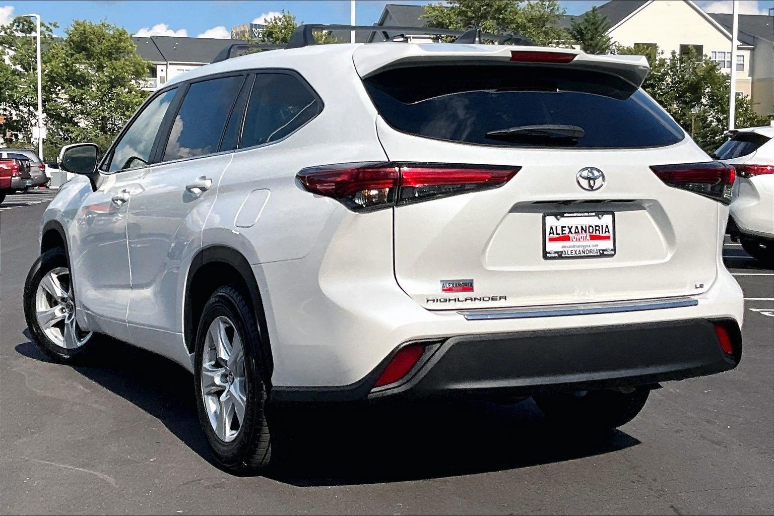 2023 Toyota Highlander Base