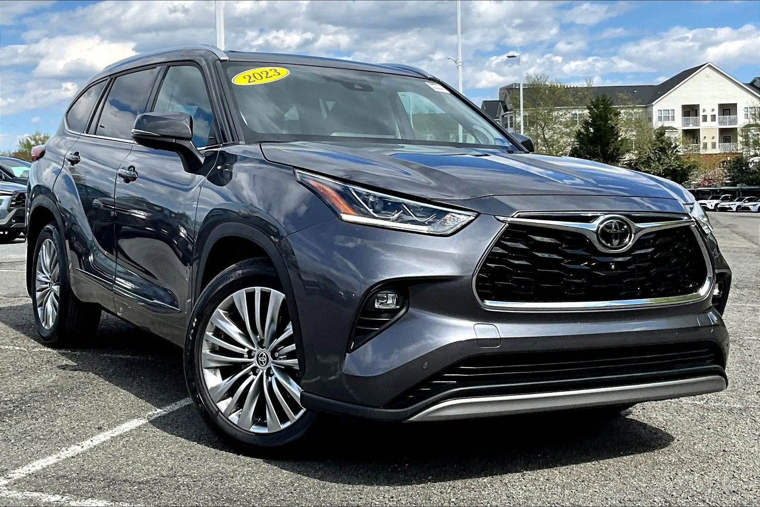 2023 Toyota Highlander Platinum