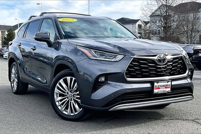 2023 Toyota Highlander Platinum