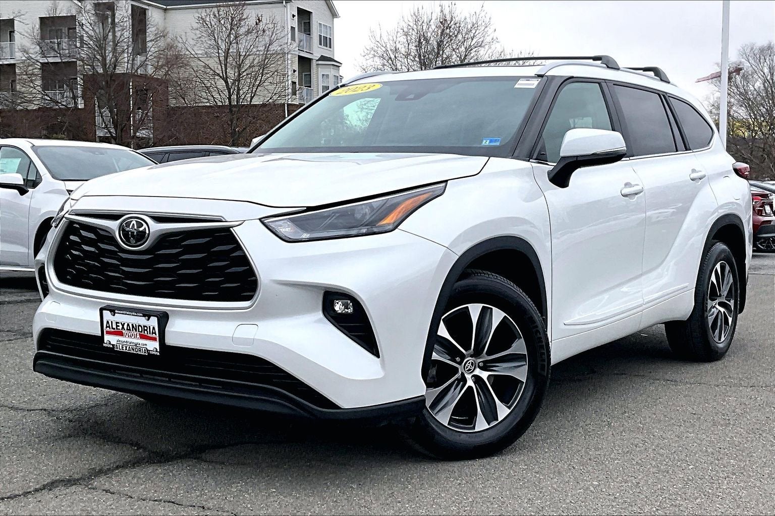 2023 Toyota Highlander Base