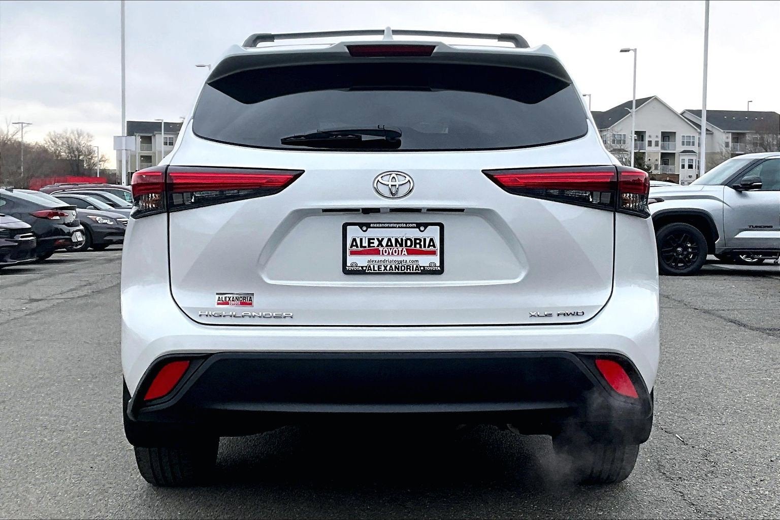 2023 Toyota Highlander Base