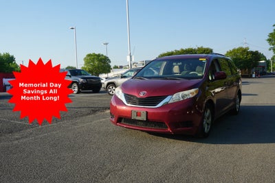 2013 Toyota Sienna LE