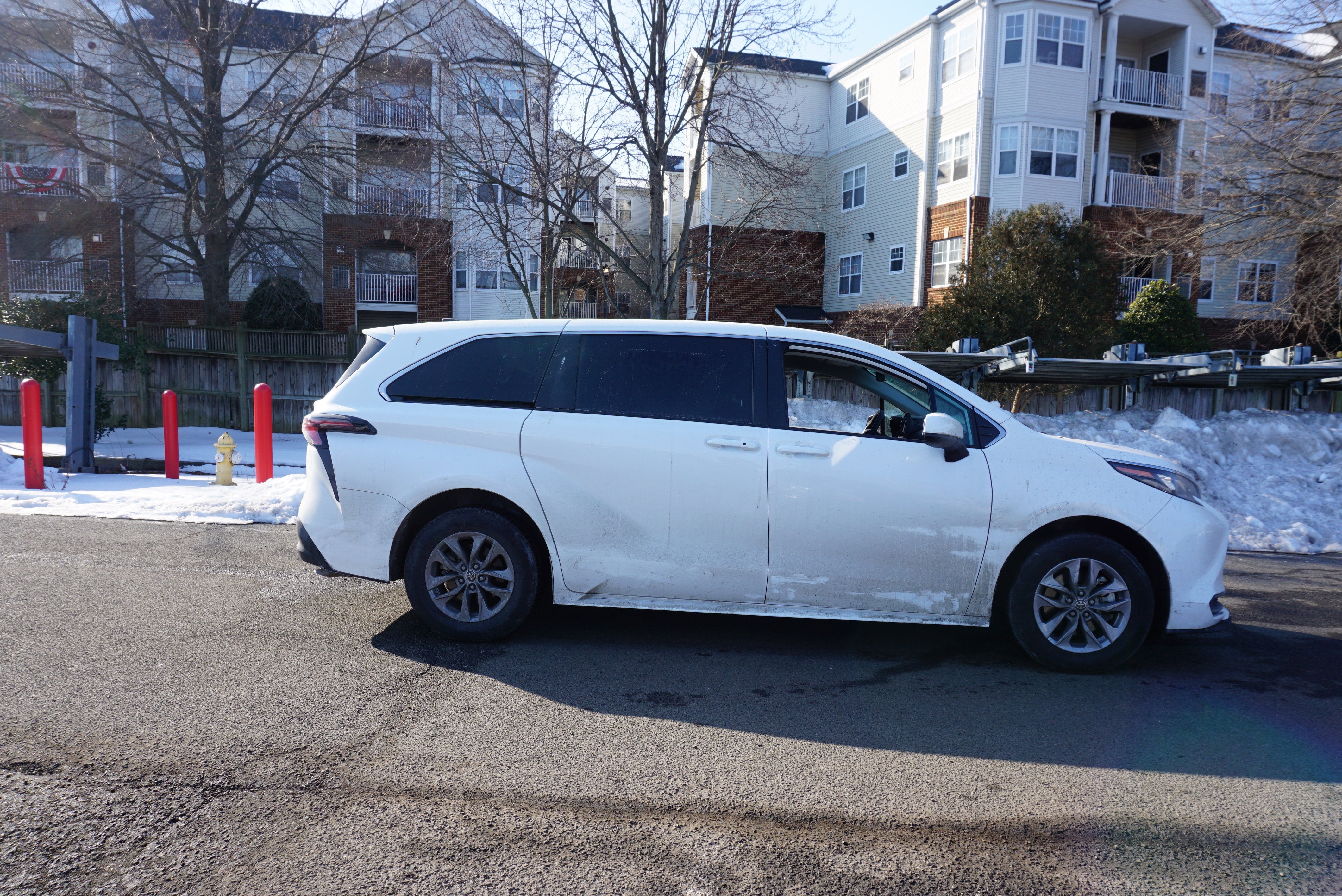 2024 Toyota Sienna LE