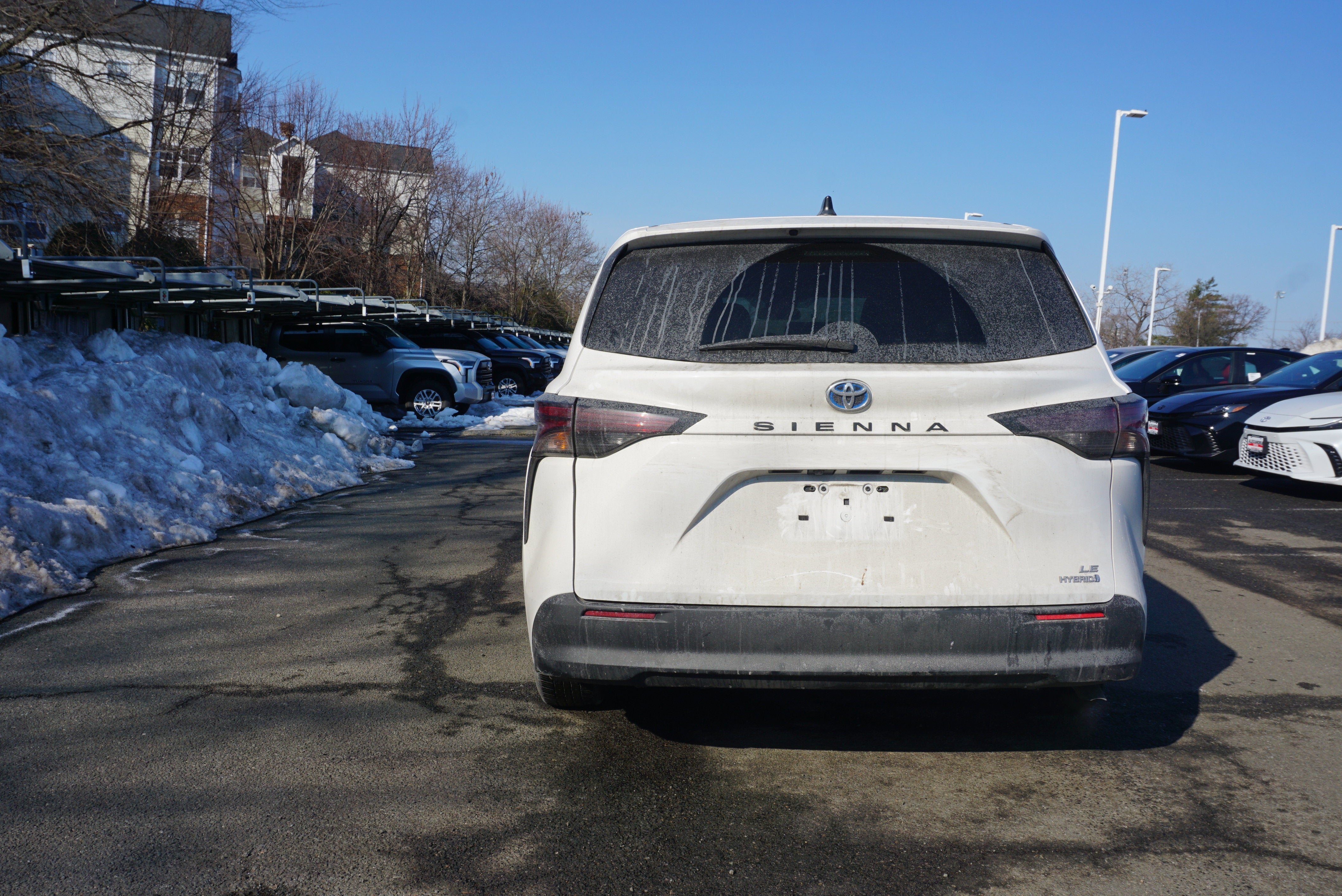 2024 Toyota Sienna LE
