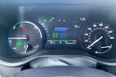 2025 Toyota Sienna LE