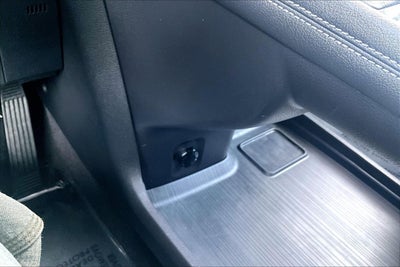 2025 Toyota Sienna LE