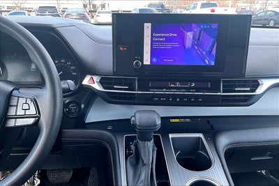 2025 Toyota Sienna LE