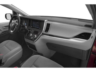 2019 Toyota Sienna LE