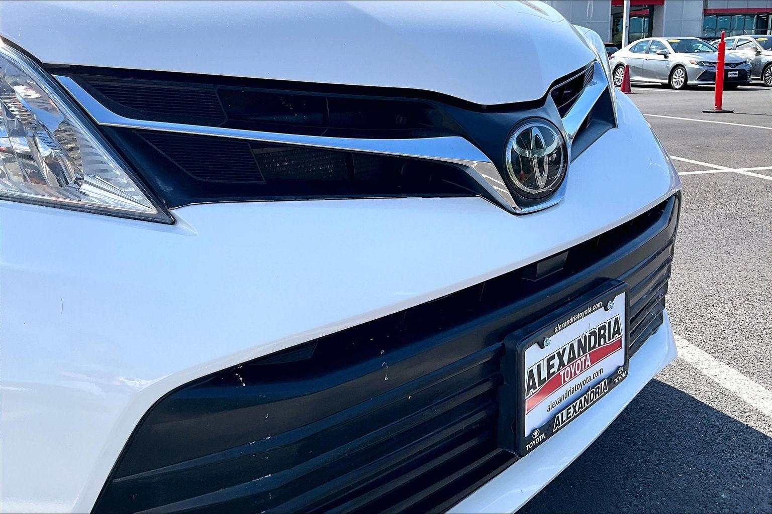 2019 Toyota Sienna LE - Photo 28