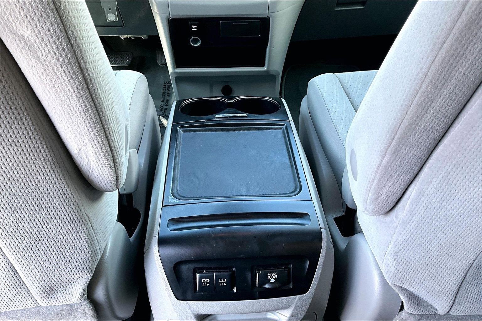 2019 Toyota Sienna LE