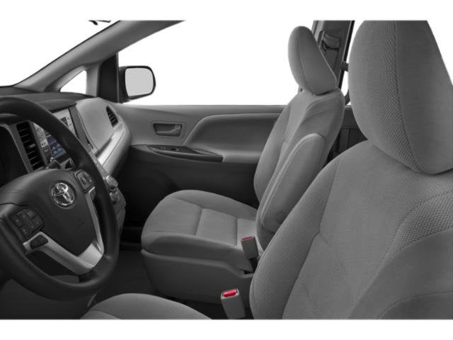 2019 Toyota Sienna LE
