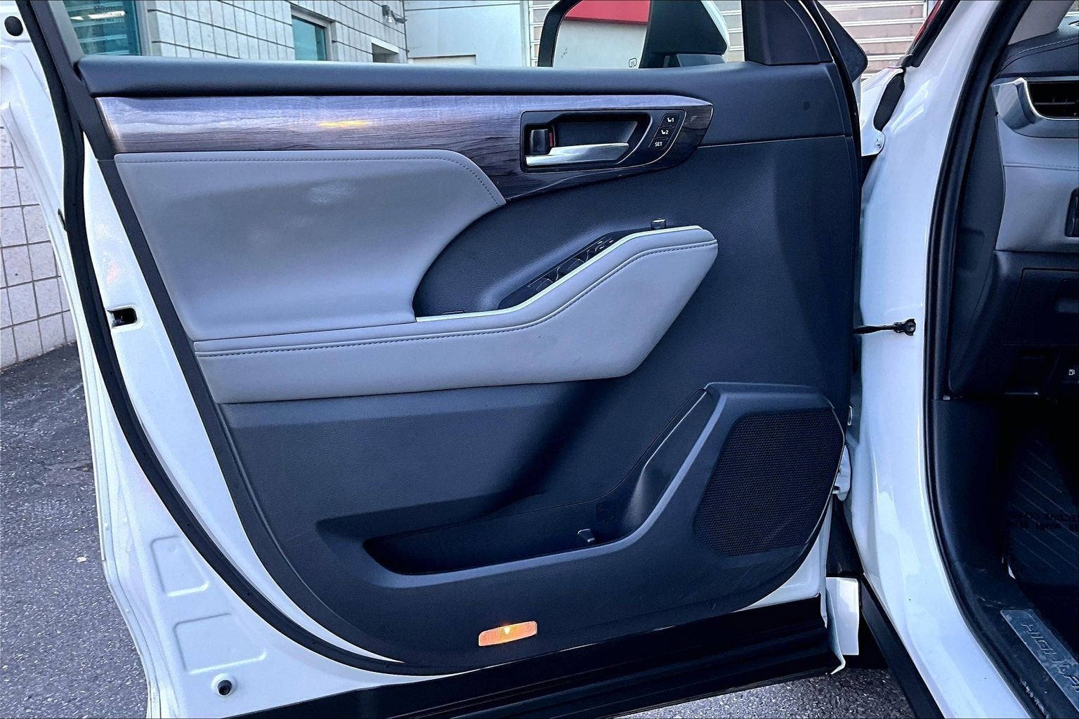 2021 Toyota Highlander Hybrid Limited