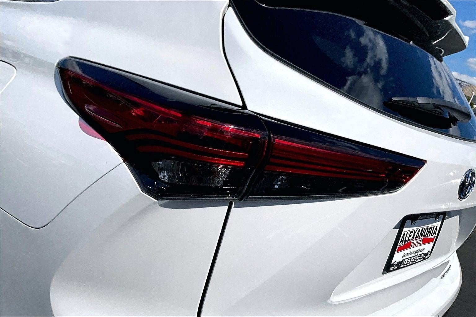 2023 Toyota Highlander Hybrid Limited