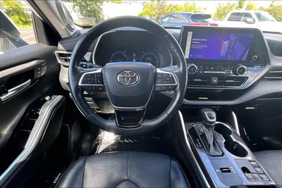2023 Toyota Highlander Hybrid Limited