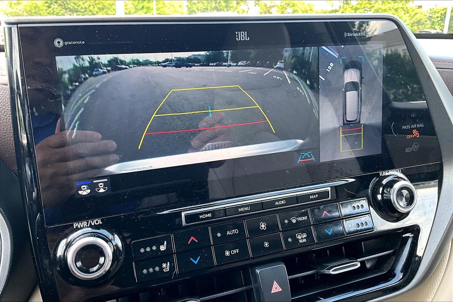 2022 Toyota Highlander Hybrid Limited