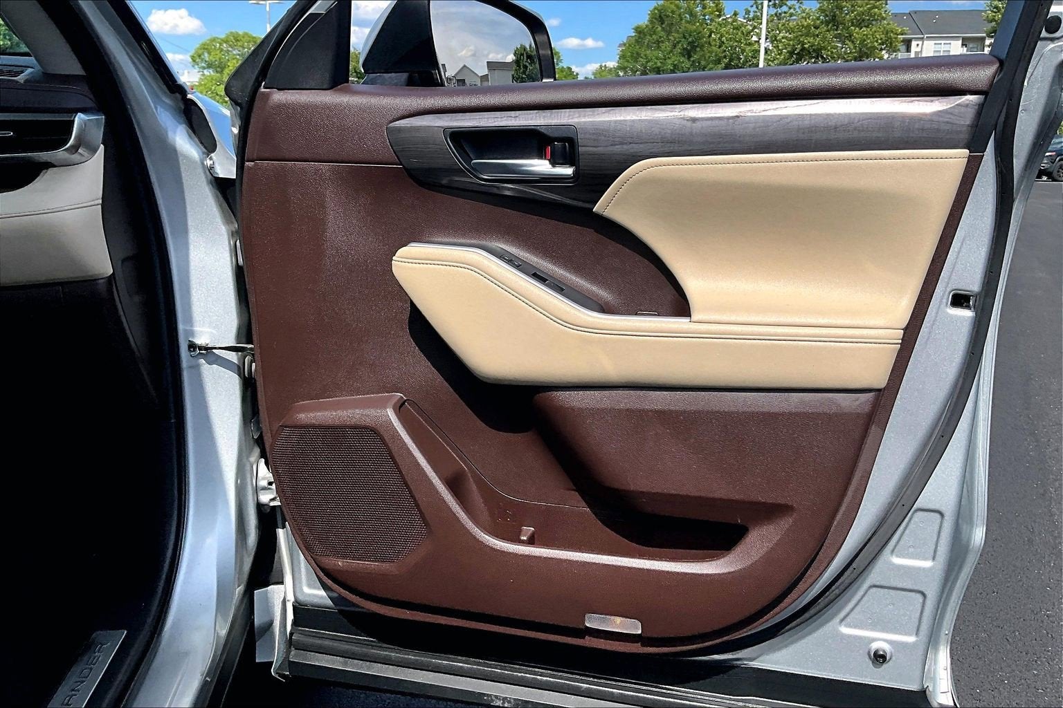 2022 Toyota Highlander Hybrid Limited