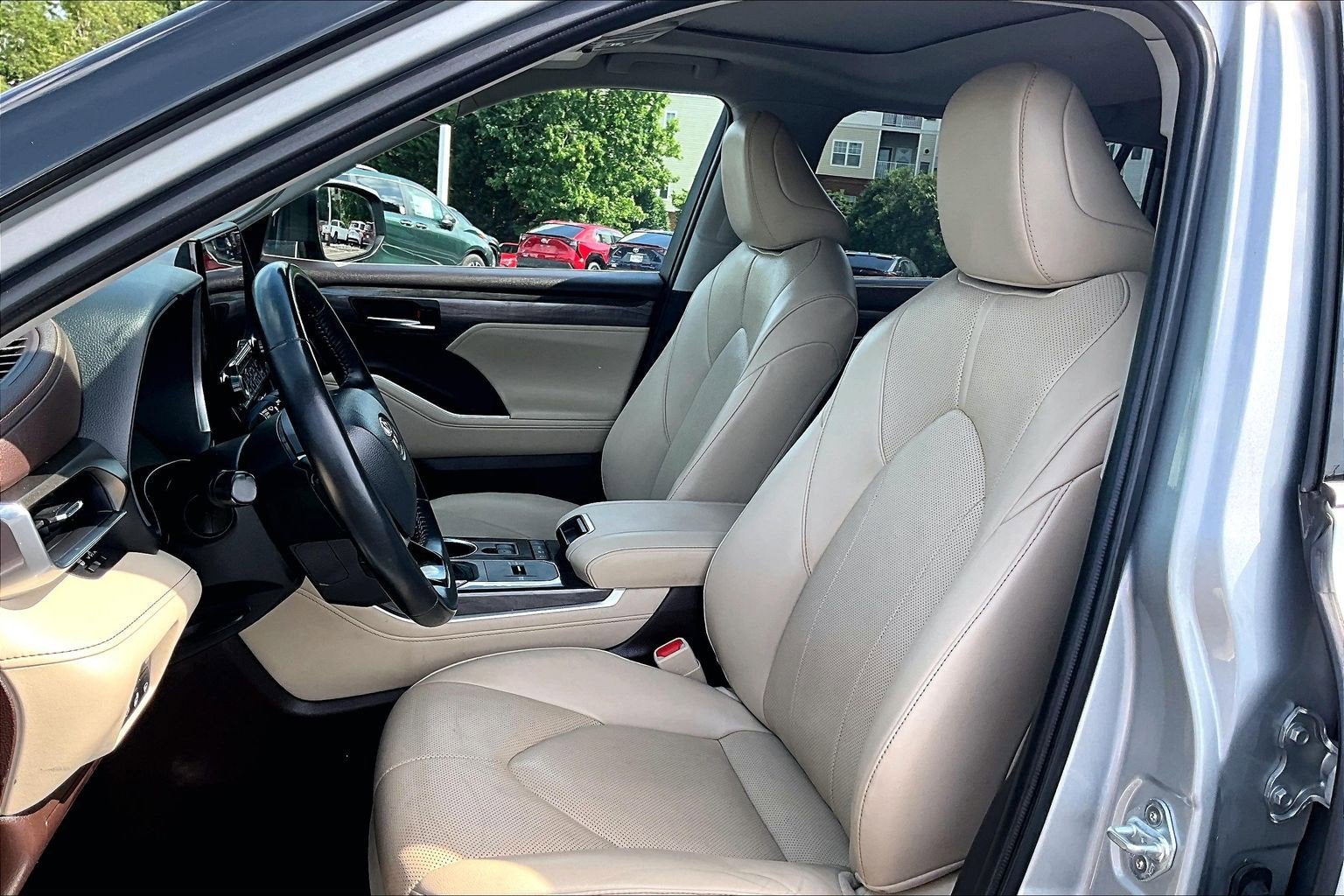 2022 Toyota Highlander Hybrid Limited