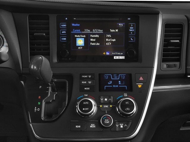 2017 Toyota Sienna SE