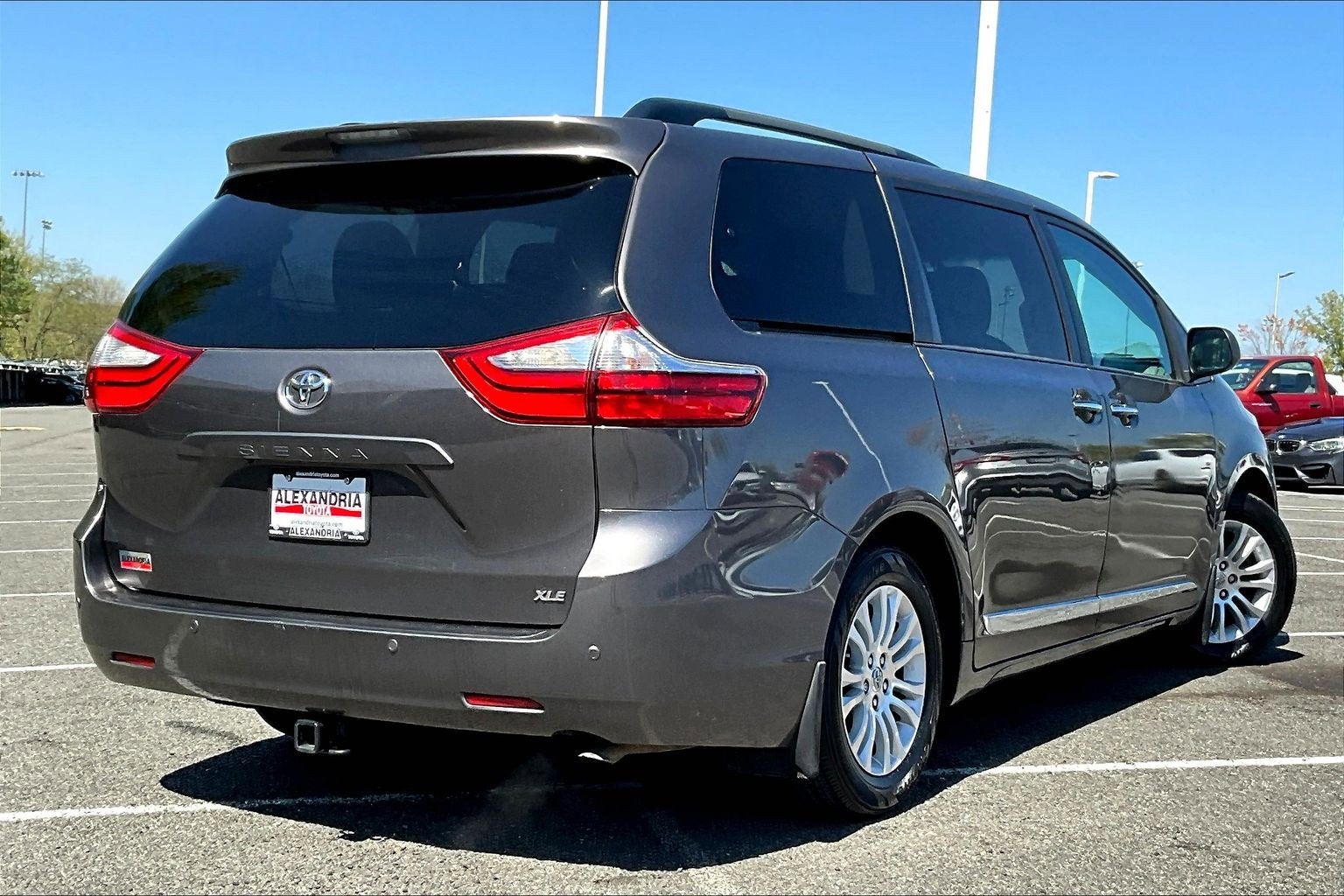 2015 Toyota Sienna XLE