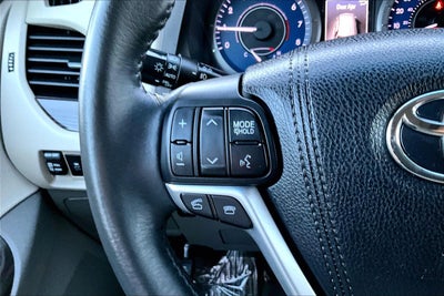 2016 Toyota Sienna XLE Premium
