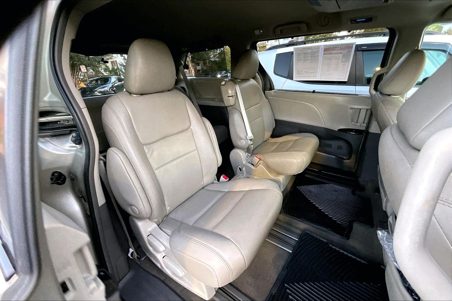 2016 Toyota Sienna XLE Premium