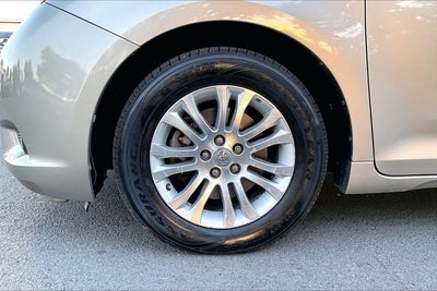 2016 Toyota Sienna XLE Premium