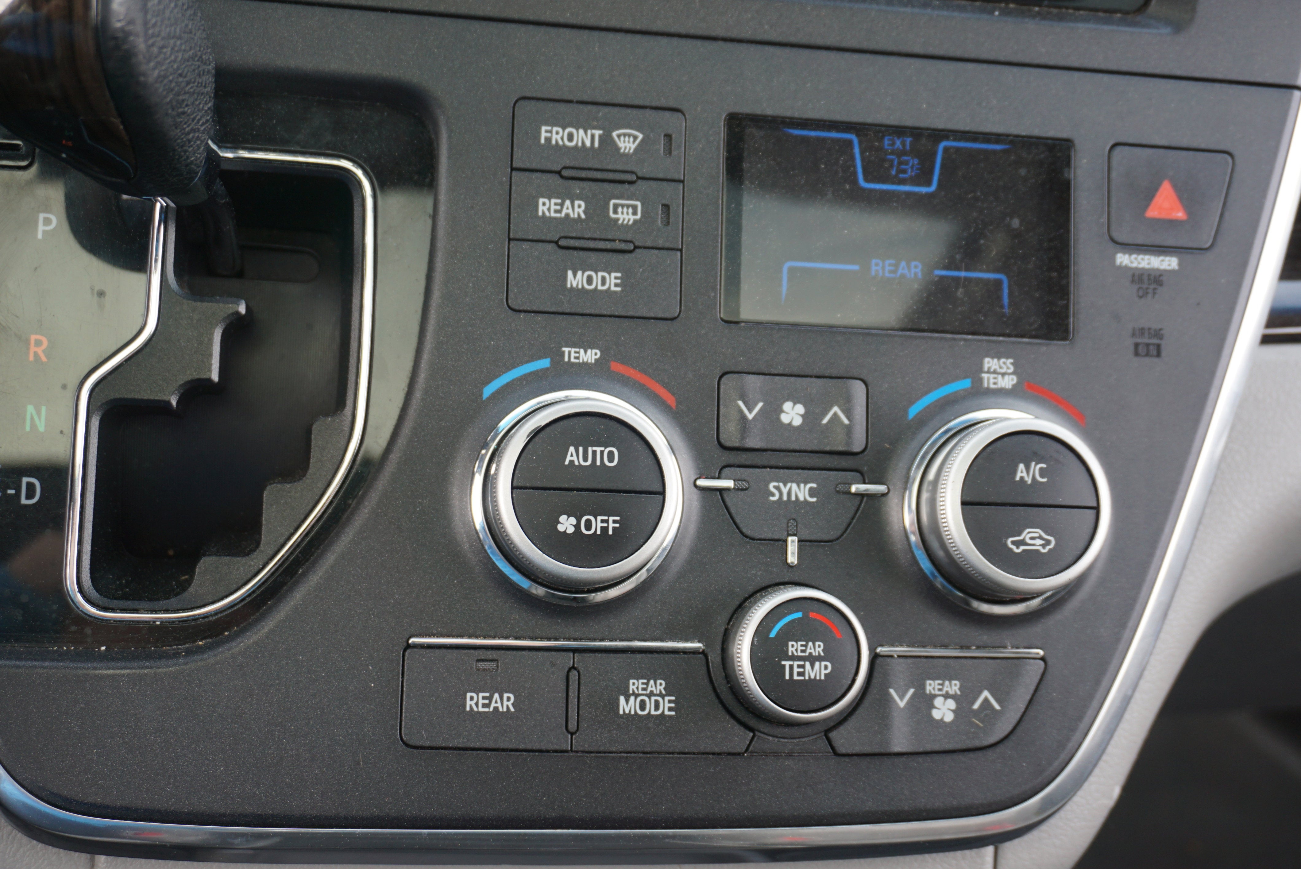 2015 Toyota Sienna XLE