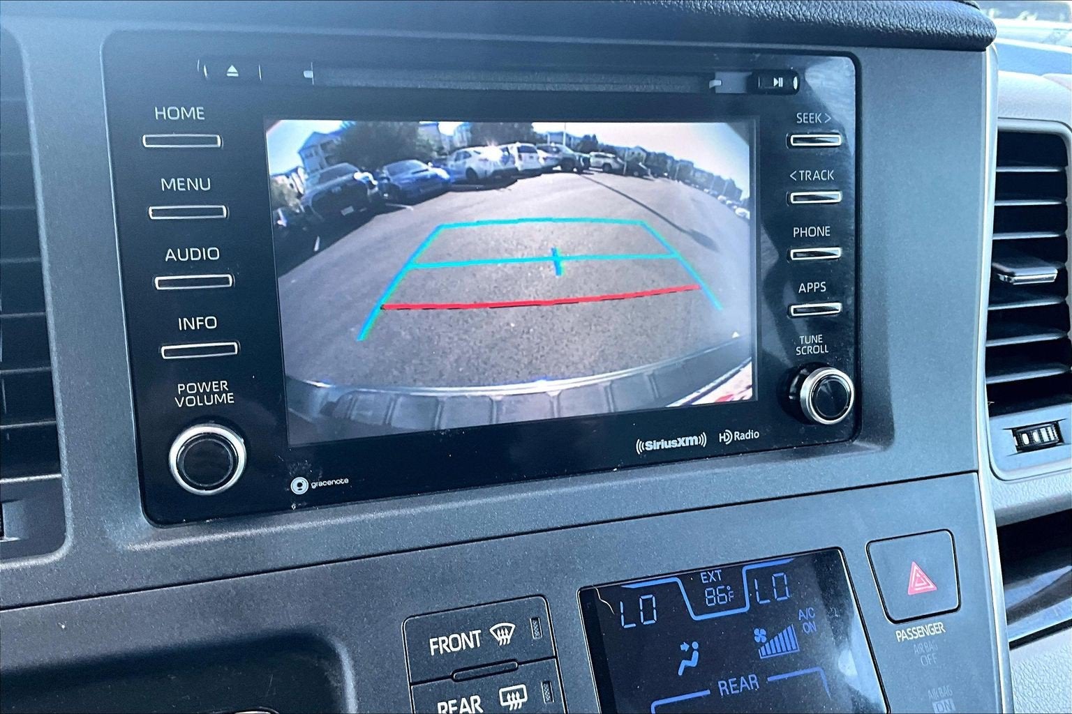 2018 Toyota Sienna XLE