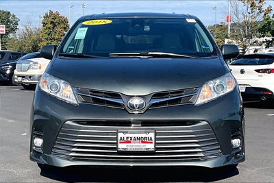 2018 Toyota Sienna XLE