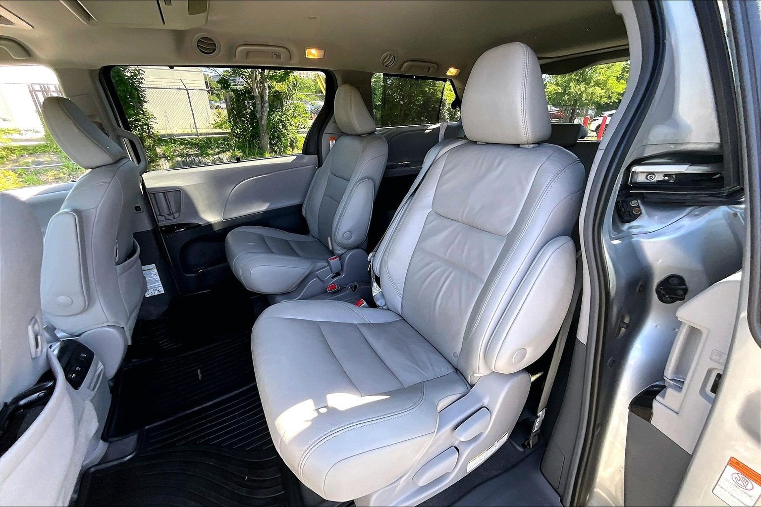 2018 Toyota Sienna XLE Premium